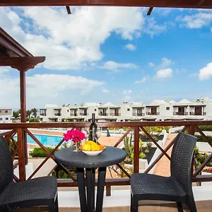 https://casa-del-mar-playa-blanca-lanzarote.in-canary-islands.com