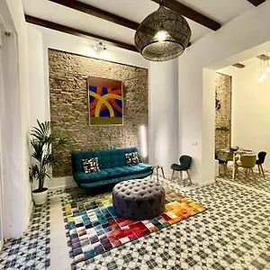 https://puerta-roja-luxury-apartment.es-andalucia.com